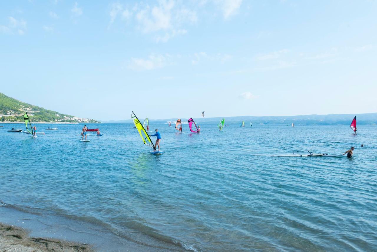 Mediteran Travel Mobile Homes Galeb Omiš Eksteriør bilde