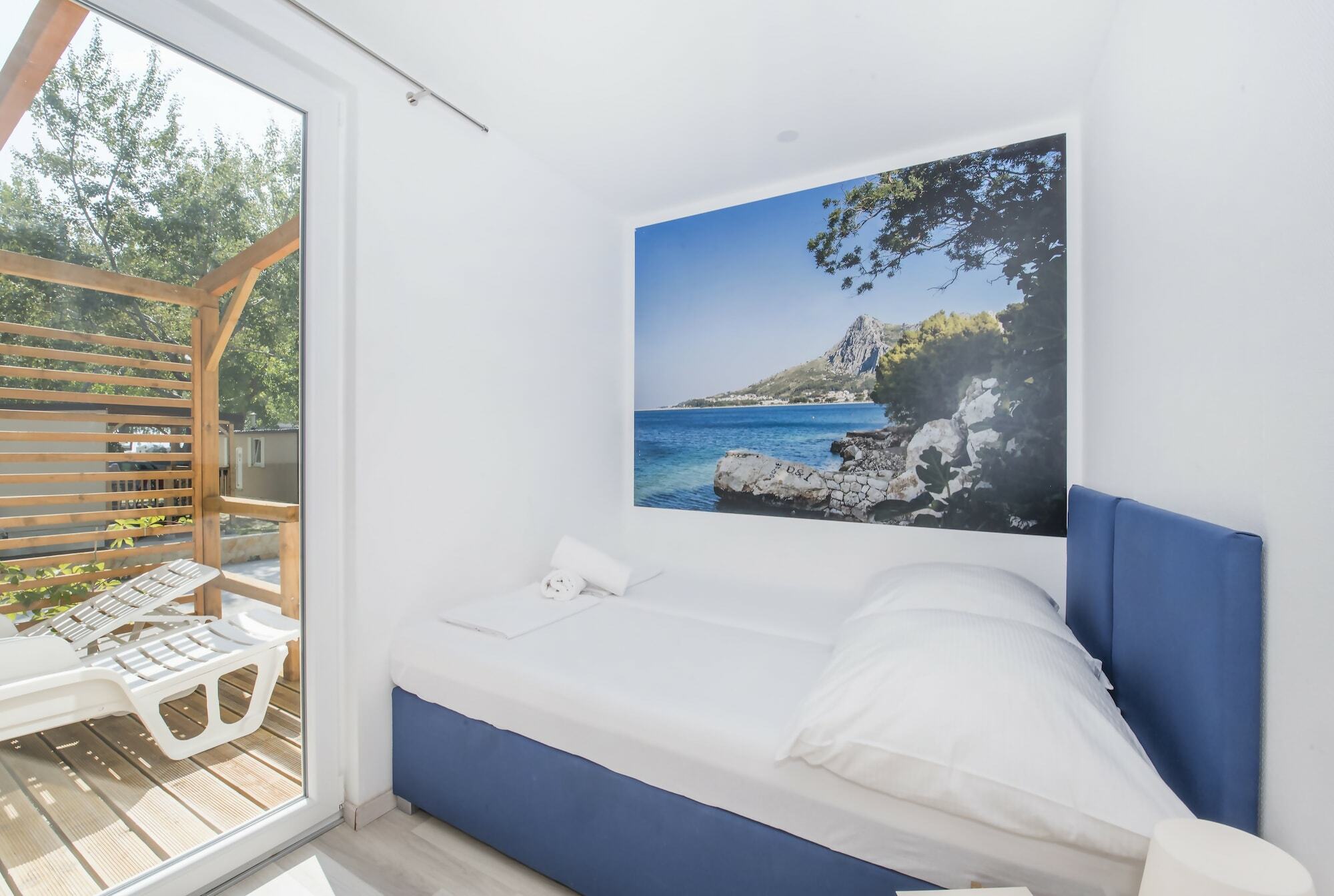 Mediteran Travel Mobile Homes Galeb Omiš Eksteriør bilde