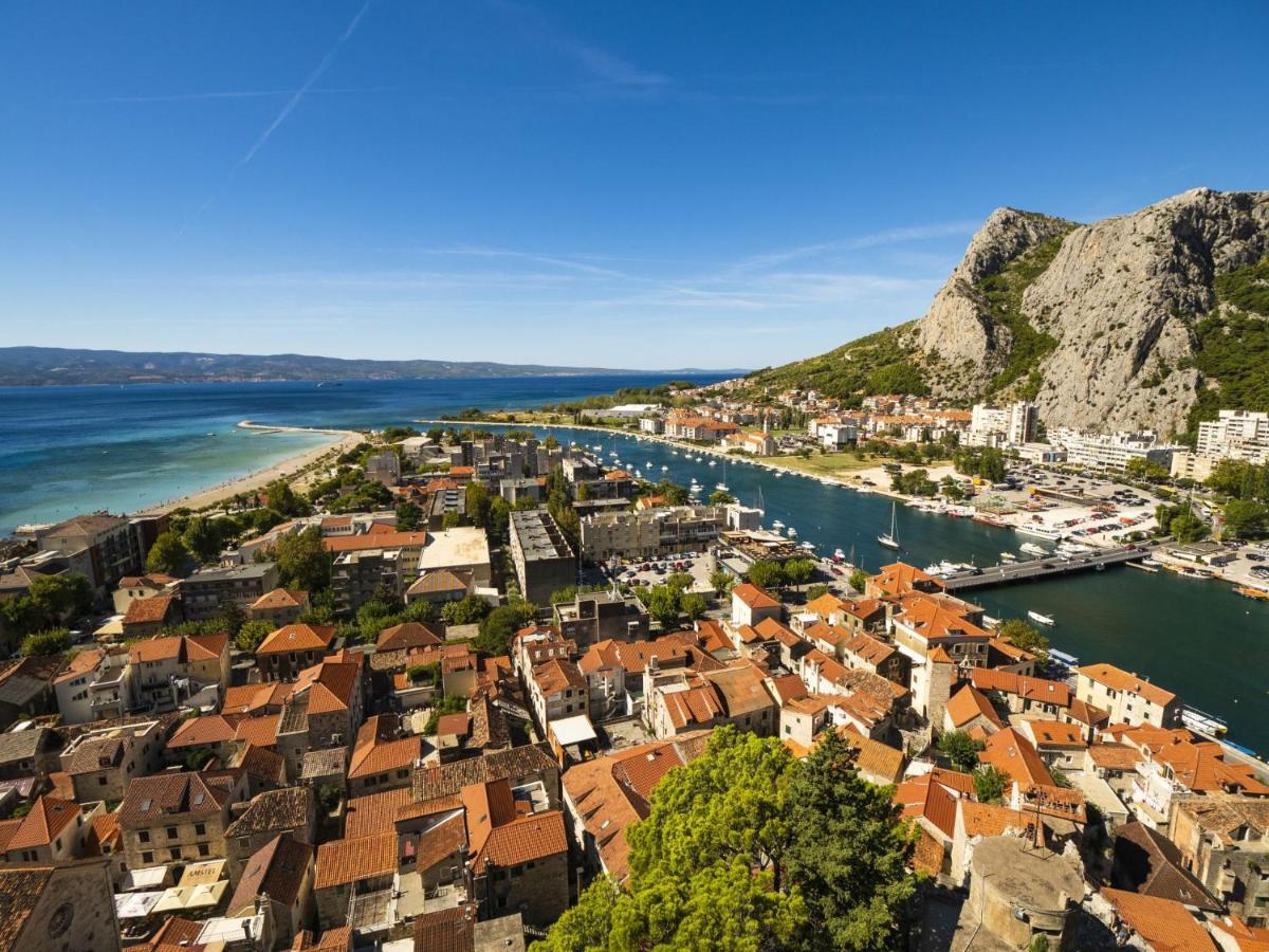 Mediteran Travel Mobile Homes Galeb Omiš Eksteriør bilde
